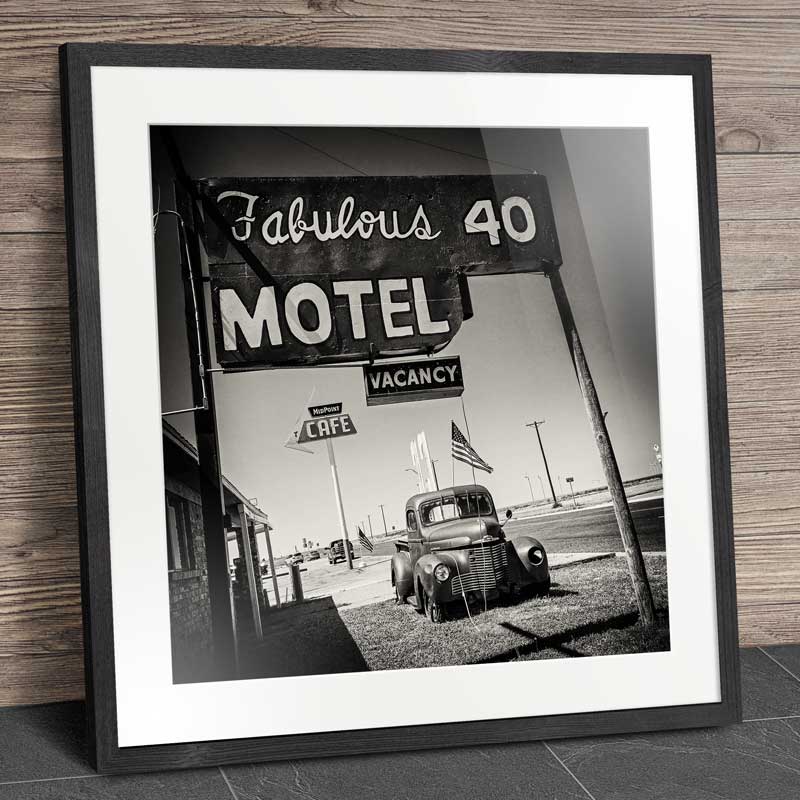 Route 66 : Fabulous 40 Motel avec encadrement Tradition