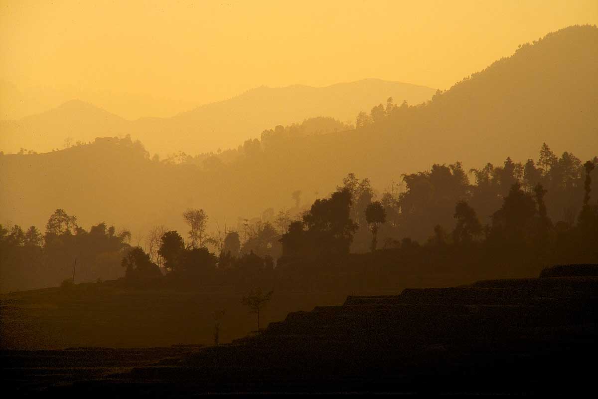 fin de journee aux couleurs dorées © Ron Fross - Voyage au Népal