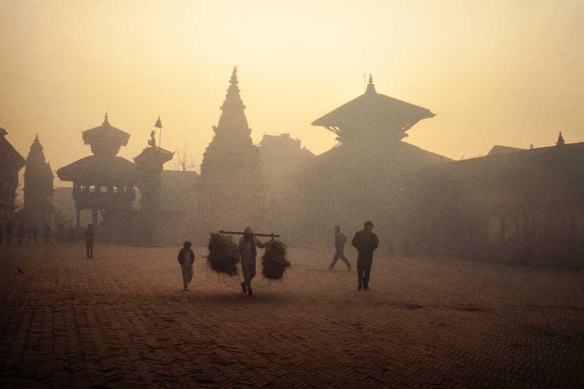 ombres de bhaktapur © Ron Fross - Voyage au Népal